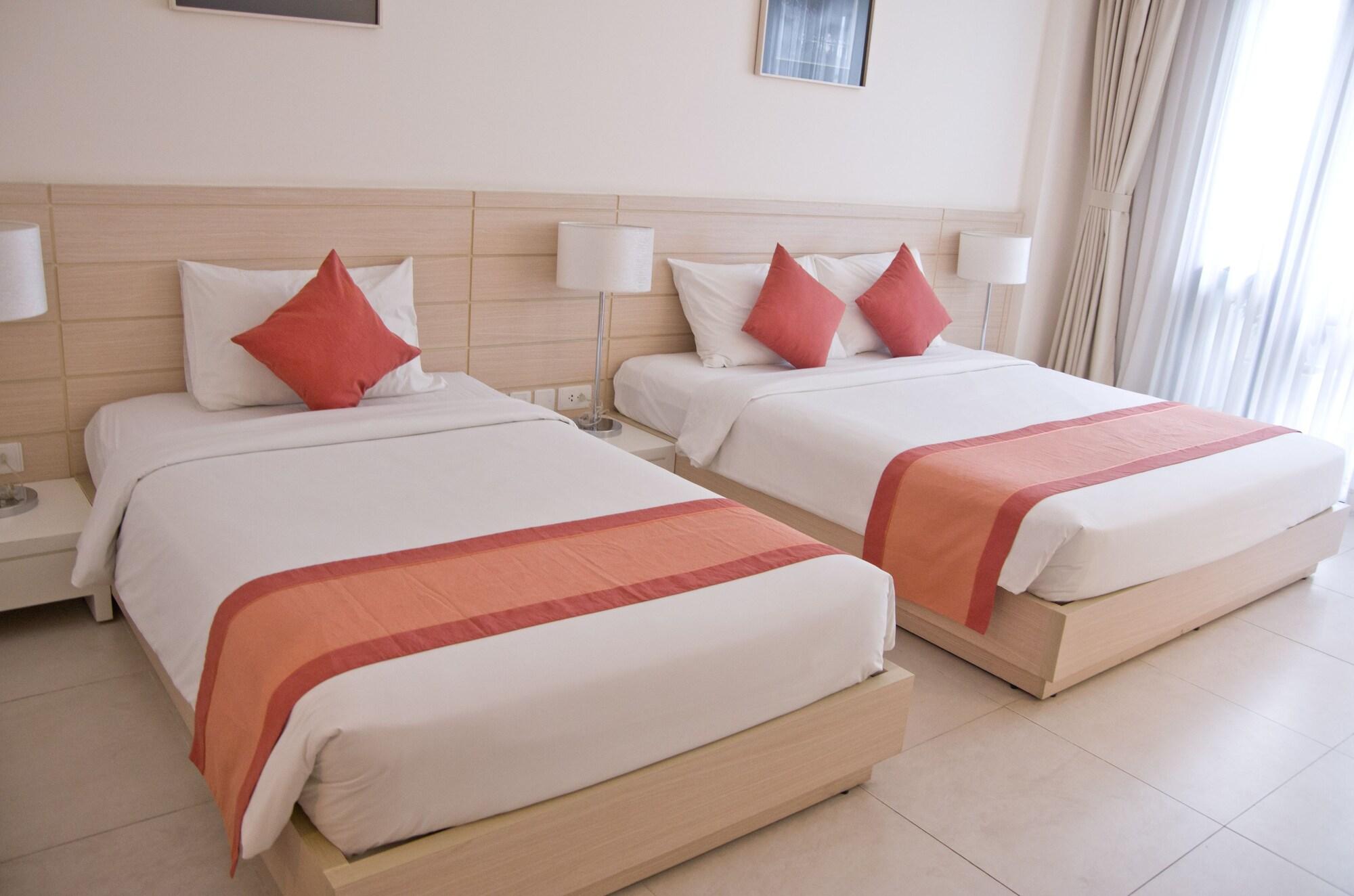 Nhi Phi Hotel Nha Trang Extérieur photo