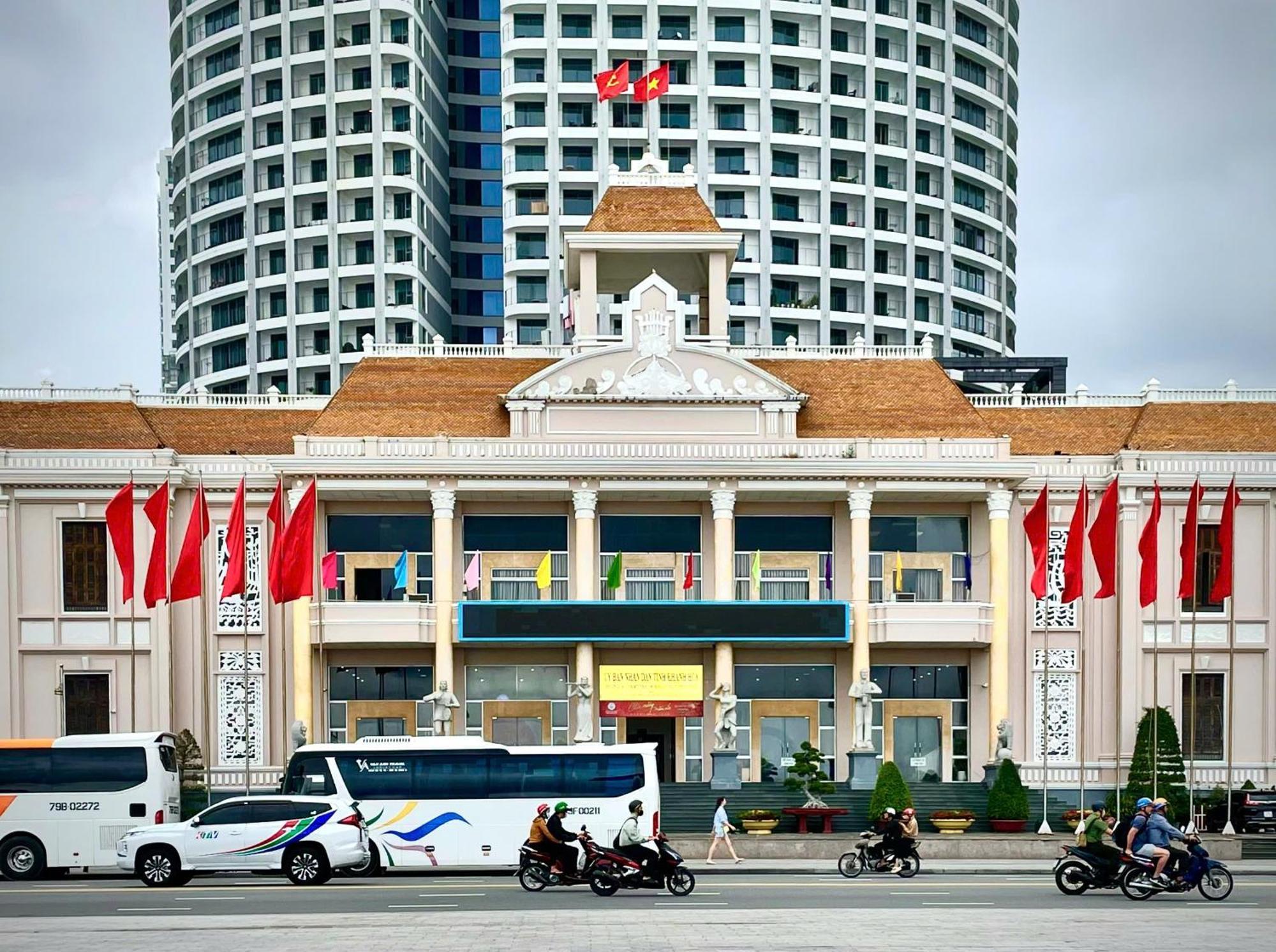 Nhi Phi Hotel Nha Trang Extérieur photo